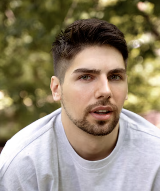 Julien L